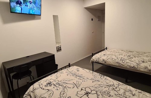 Arroyo de la Encomienda Hostel | NANA bed&breakfast
