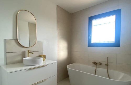 Mauves House | Magnifique Maison Avec Piscine Située au Cœur du Village de Mauves en Ardèche